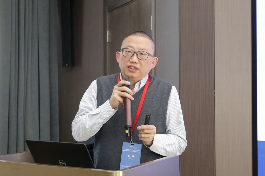 自主智能无人系统与具身智能学术论坛暨亚洲控制协会无人系统专业委员会成立大会在北京理工大学隆重召开图片10.jpg